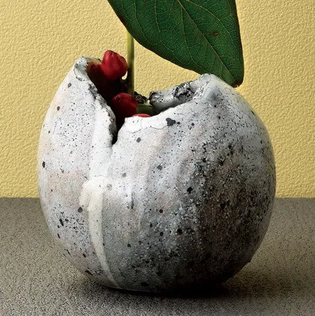 Ikebana Flower Vase